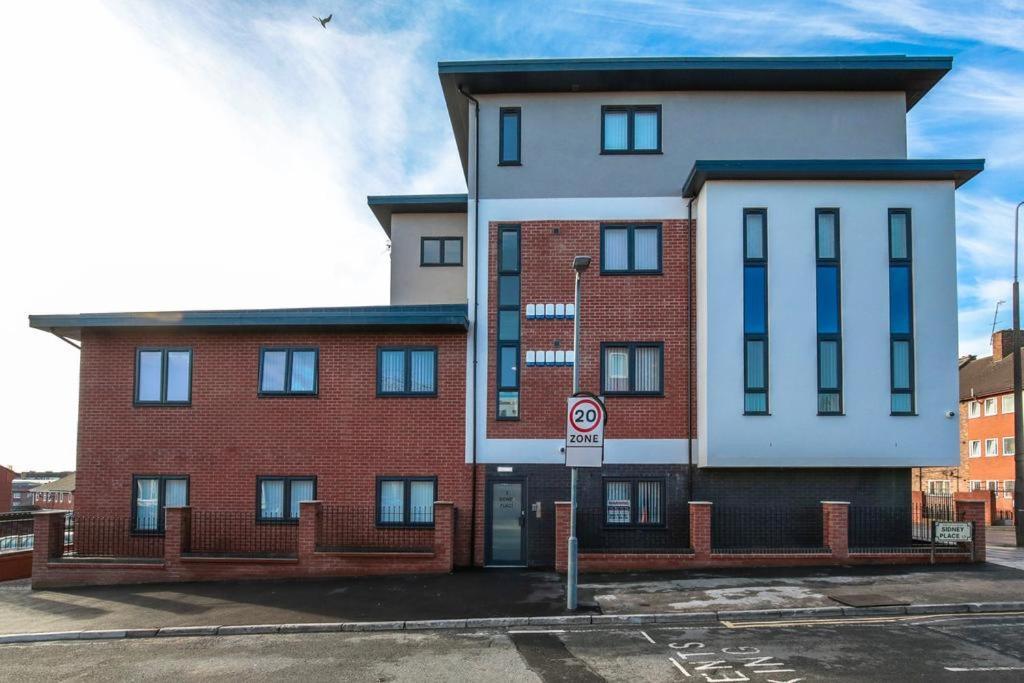 Ilivsidney Apartment Liverpool Exterior photo